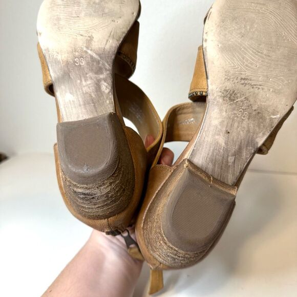 Miz Mooz Candace Tan Studded Sandal Size 38 Wide - Picture 7 of 14